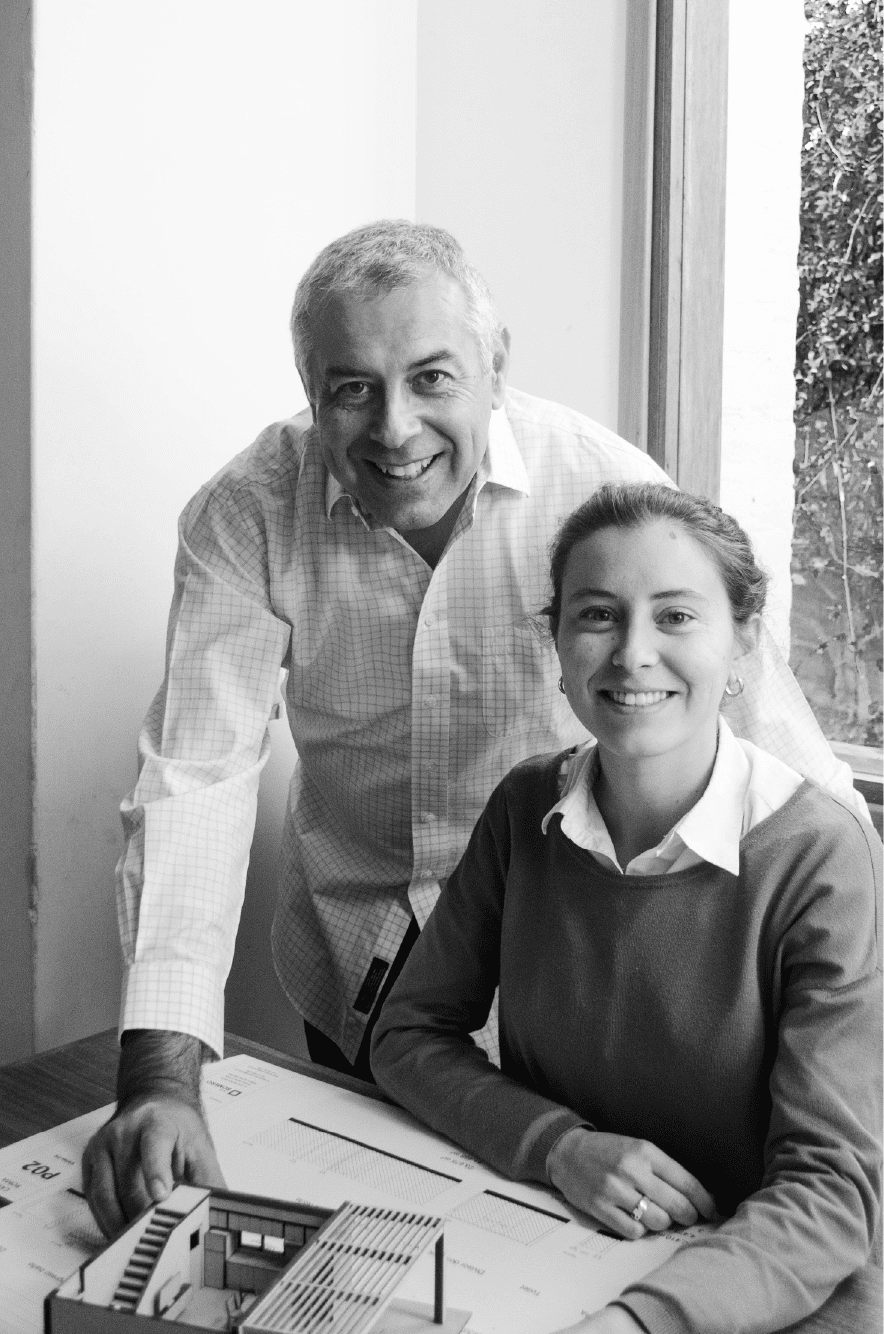Arq. Fernando J Romero - Arq. María Pía Romero
